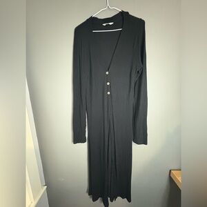 Bluenotes size XL Long Sleeve, Long fitted, Button up front Cardigan